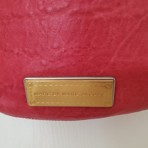 Marc by Marc Jacobs Red Crossbody Handbag - Picture 5 of 9